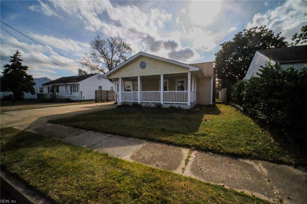 1429 Baychester Ave - Photo 1