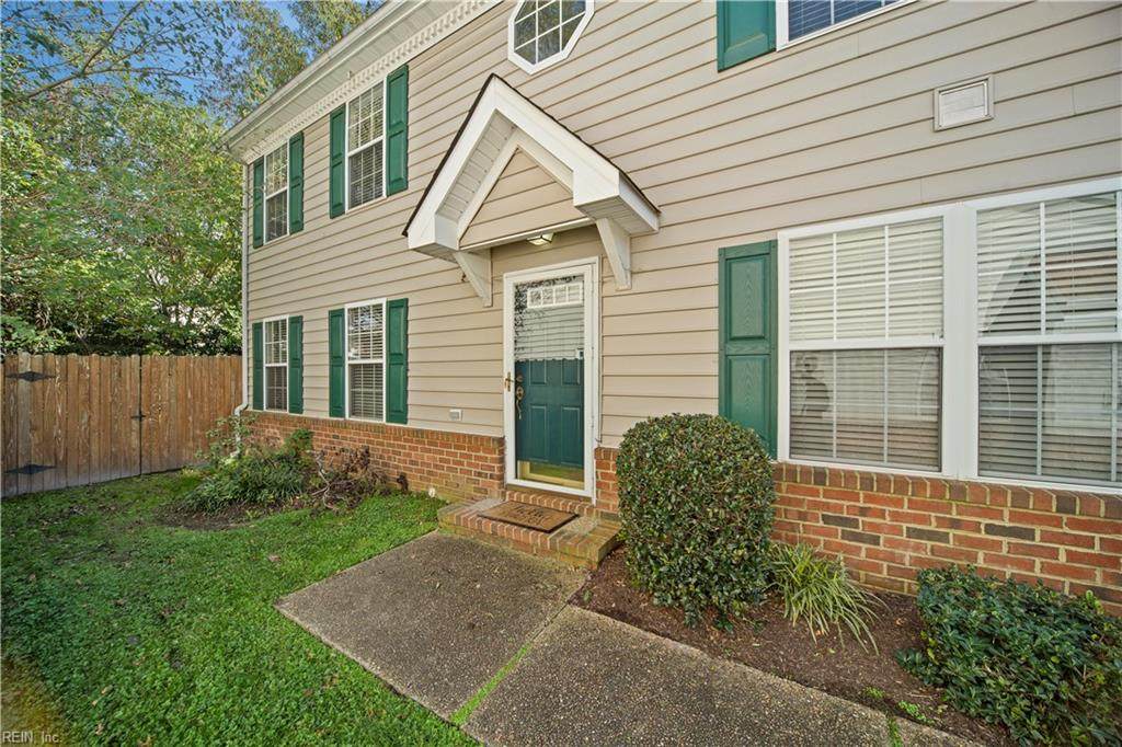 408 Little Neck Rd - Photo 1