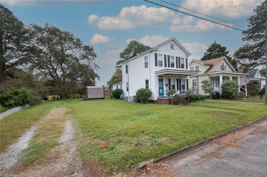3805 Columbia St - Photo 1