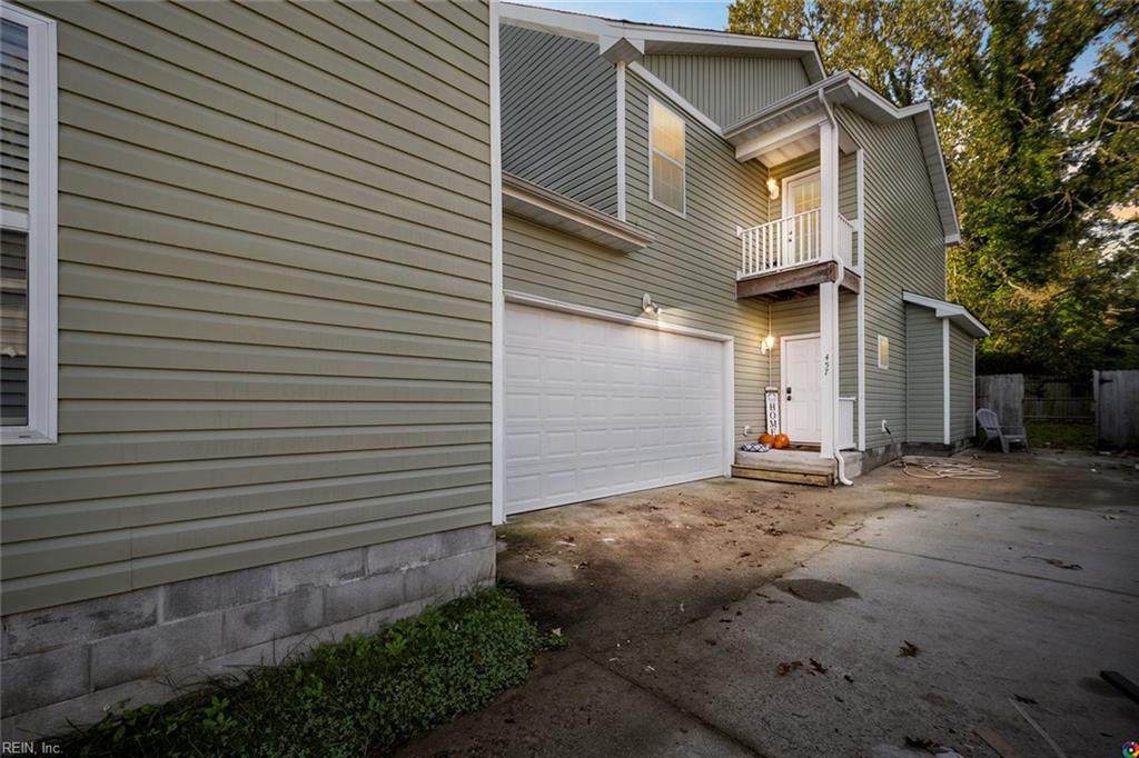 457 Oceana Blvd - Photo 1