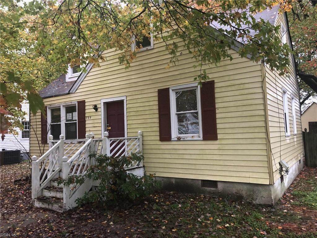 735 Sedgefield Dr - Photo 1
