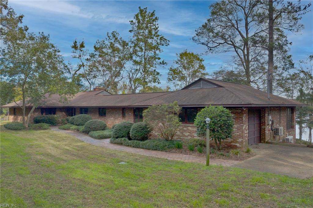 210 Yorkview Rd - Photo 1