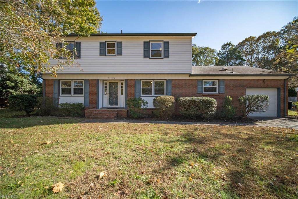 740 Yorkshire Dr - Photo 1