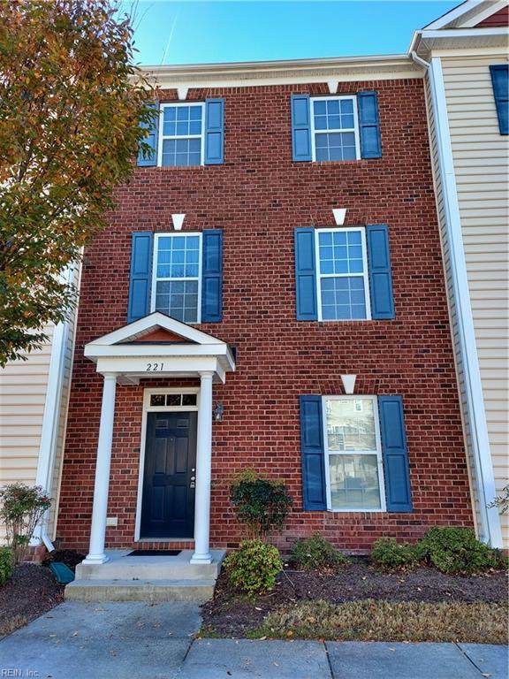 221 Verde St - Photo 1