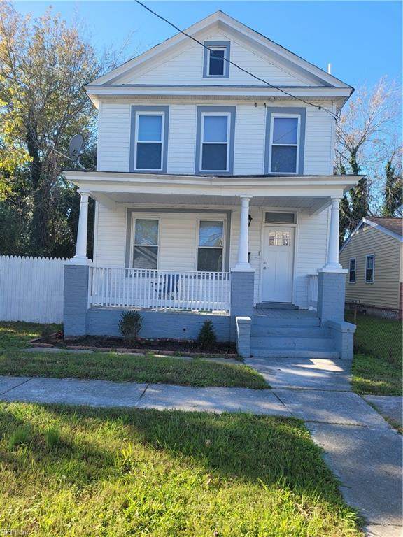 1908 Charleston Ave - Photo 1