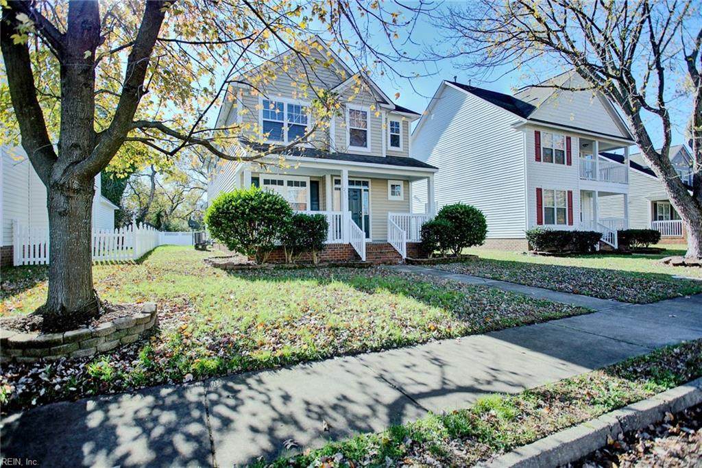 251 Gilbert St - Photo 1