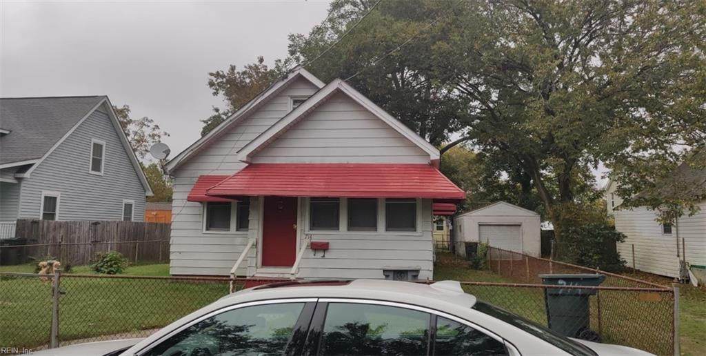 714 Hemlock Ave - Photo 1
