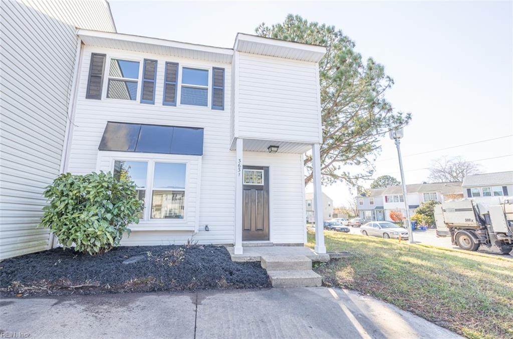 3631 Sylvan Ln - Photo 1