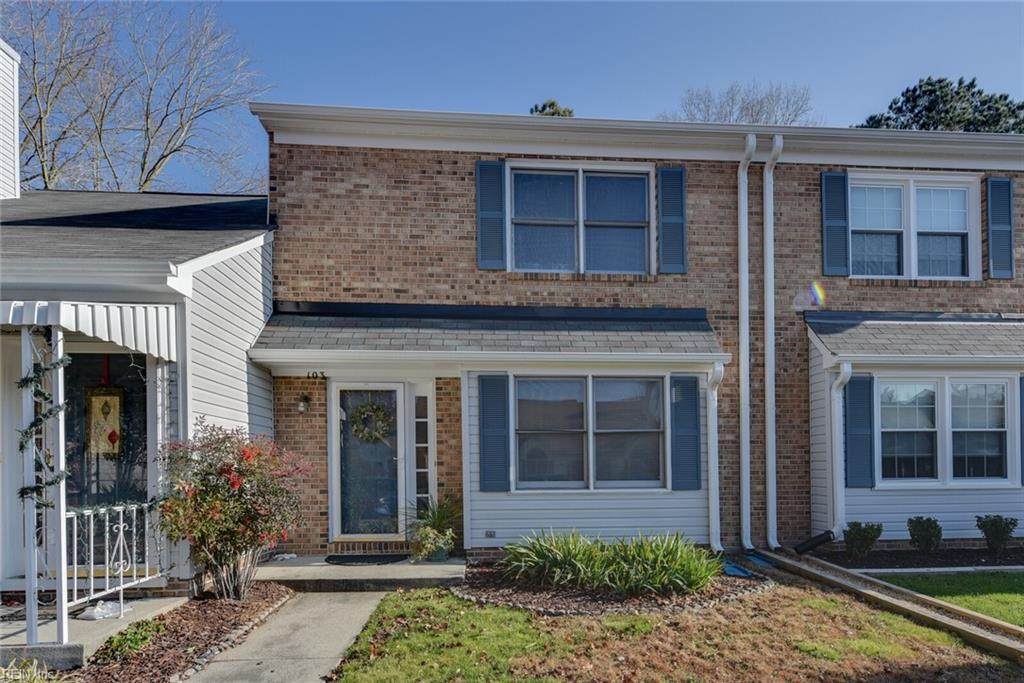 103 Crestwood Ct - Photo 1