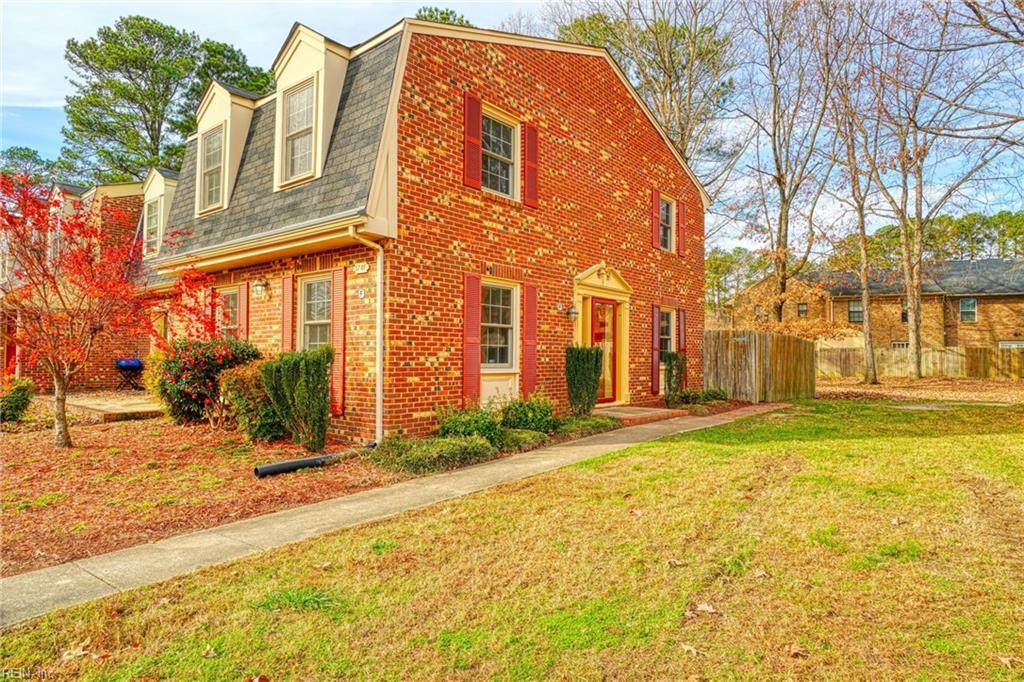 378 Circuit Ln - Photo 1
