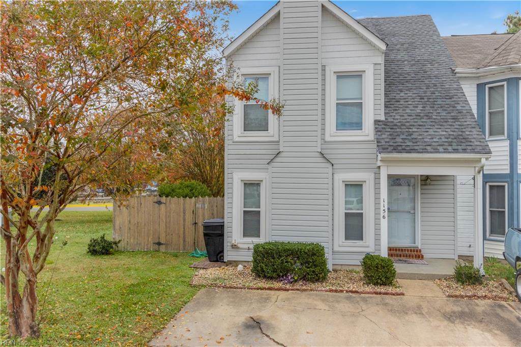 1156 Hillock Xing - Photo 1