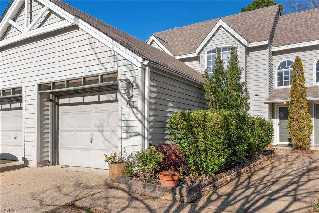 5112 Glenwood Way - Photo 1