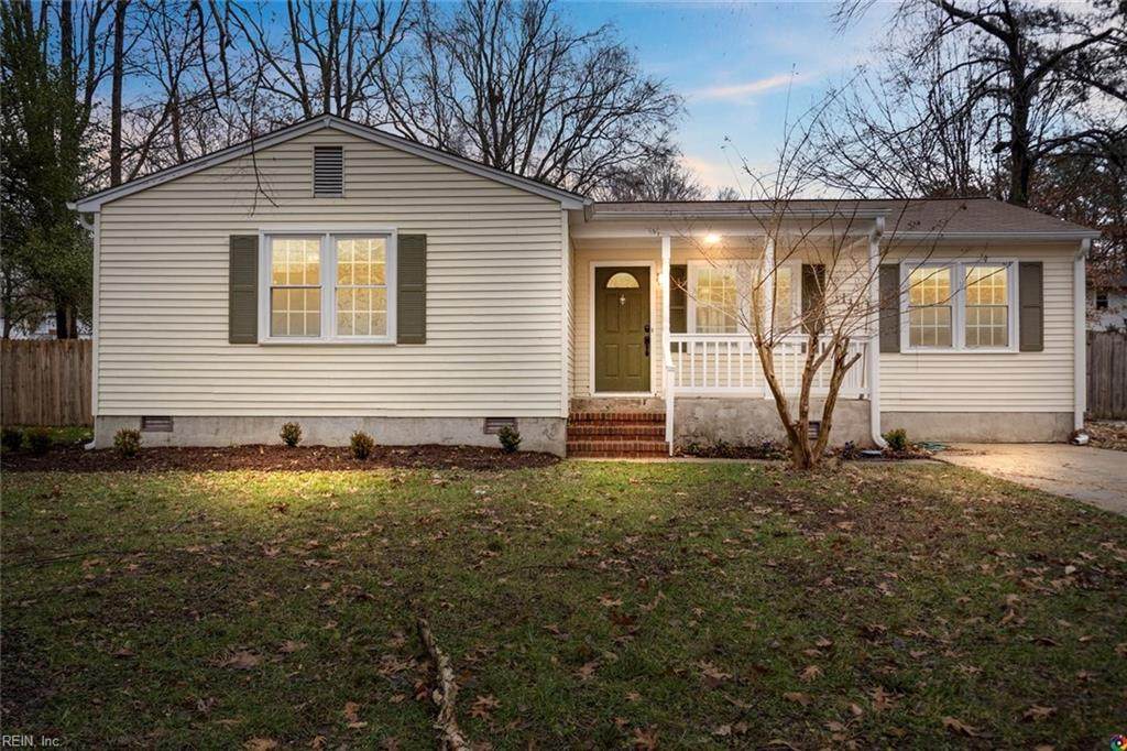 133 Rexford Dr - Photo 1