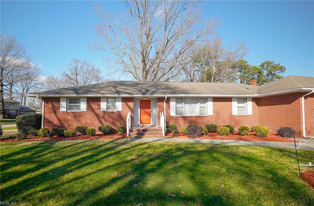 212 Gibson Dr - Photo 1