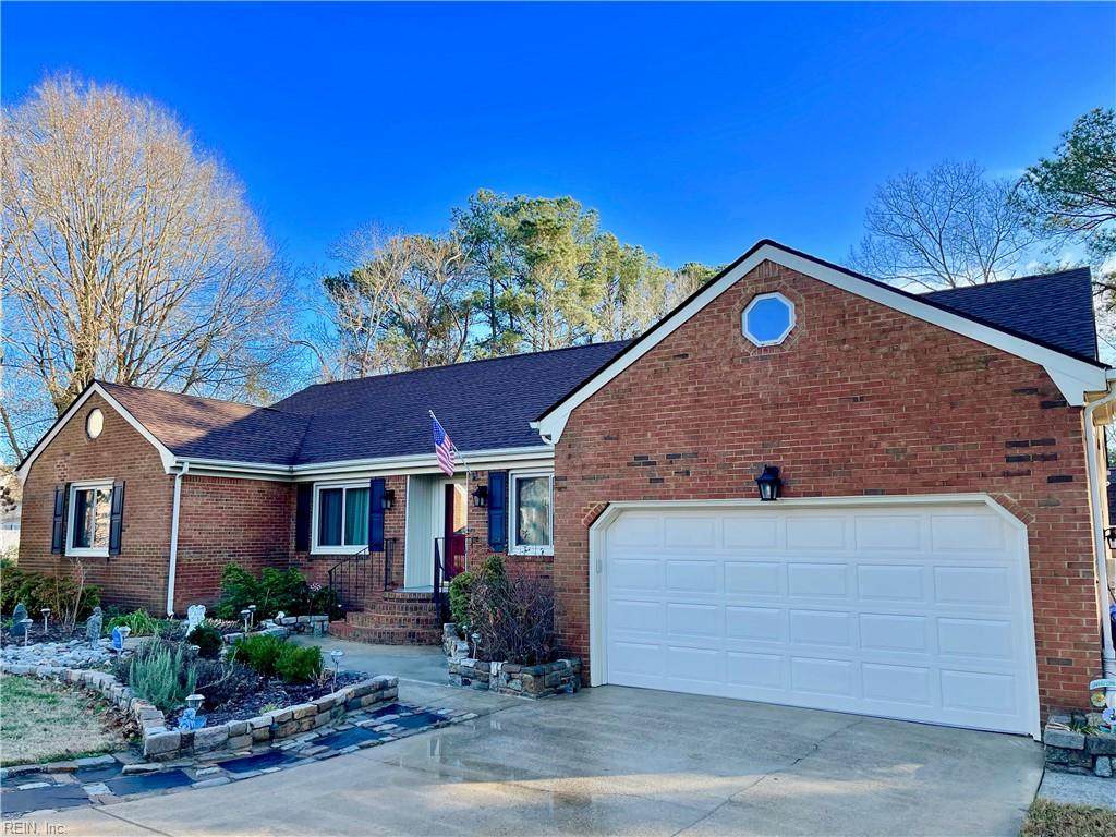 4658 Leeward Dr - Photo 1