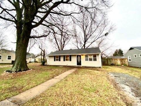 1838 Andrews Blvd - Photo 1
