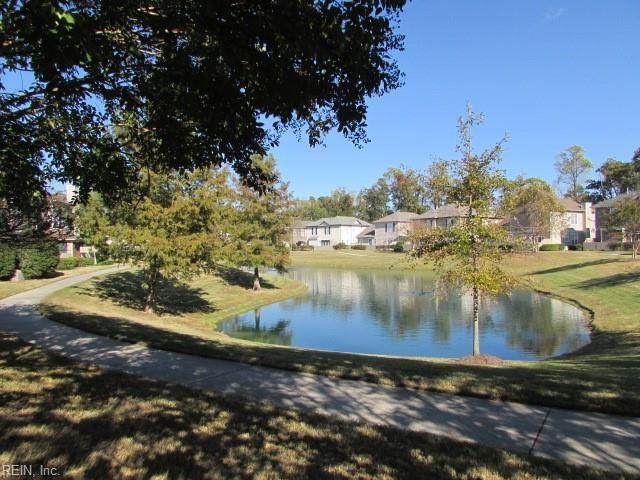 1152 Farrcroft Way - Photo 1