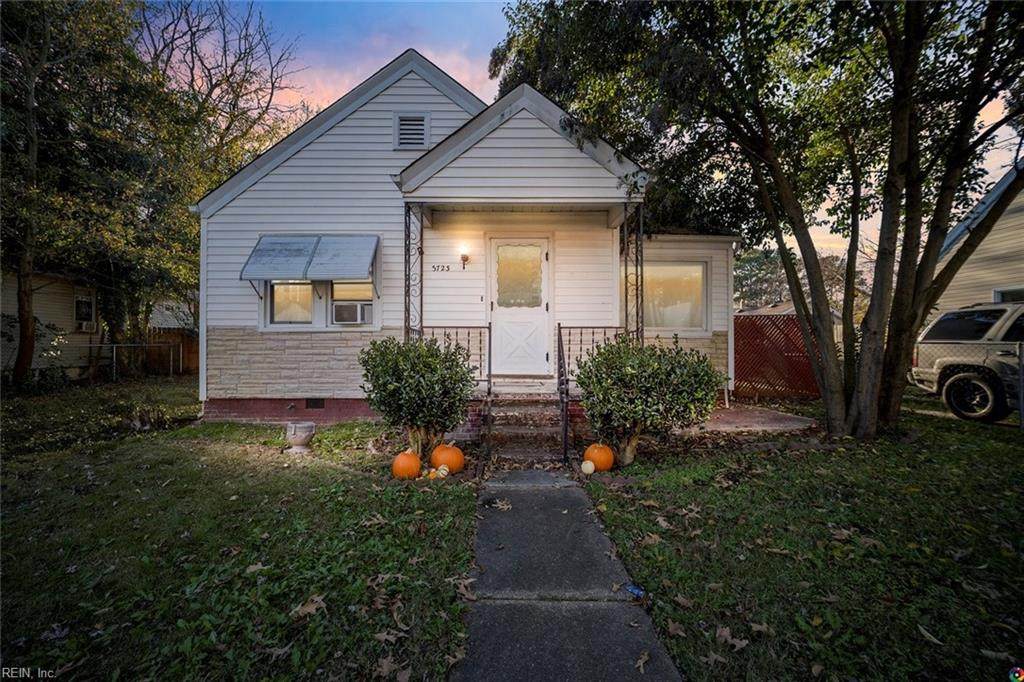 3723 Abingdon Cir - Photo 1