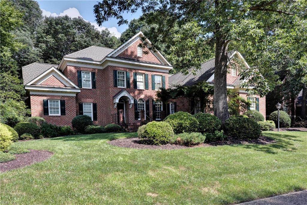 213 Sir Thomas Lunsford Dr - Photo 1