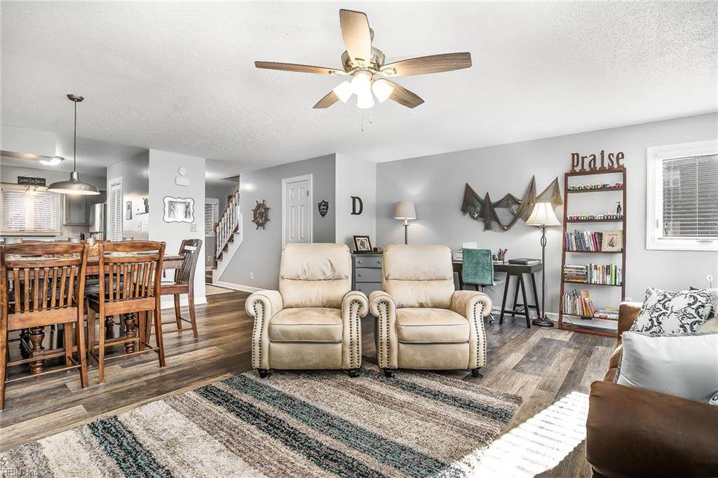 1247 Foursome Ln - Photo 1