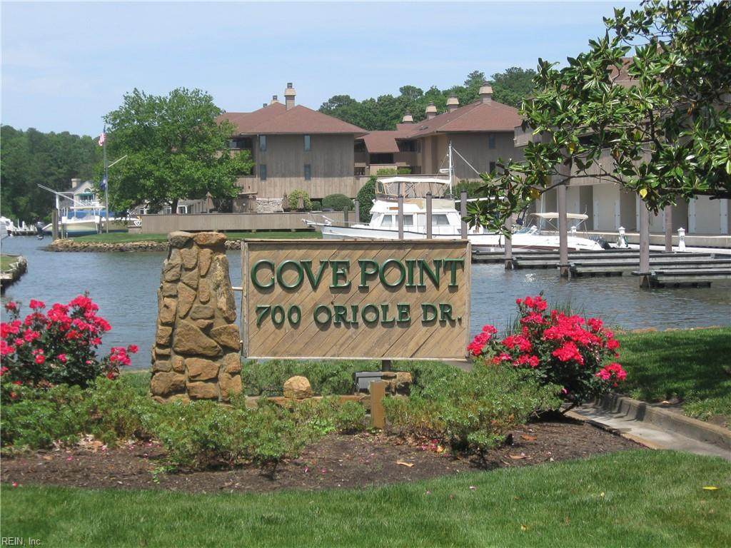 700 Oriole Dr - Photo 1