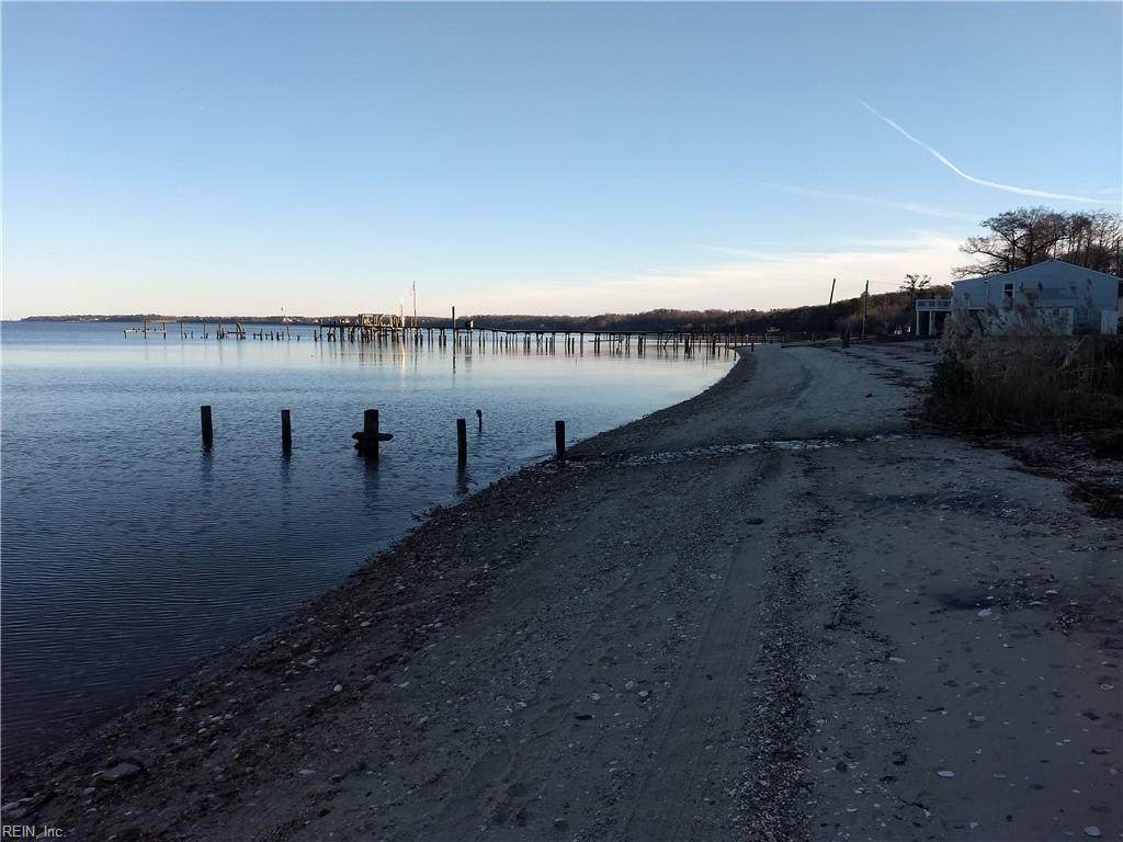 6128 Dockside Dr - Photo 1
