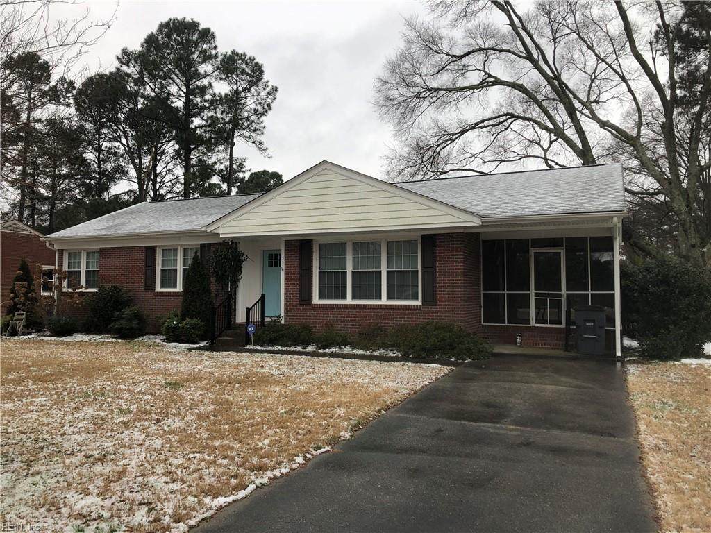 327 Jordan Dr - Photo 1