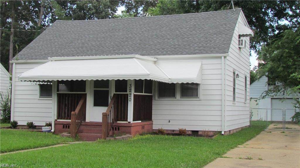 3220 Locust Ave - Photo 1