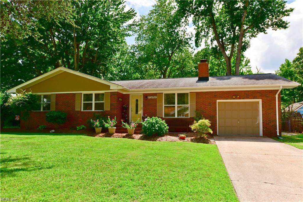 421 Canterbury Rd - Photo 1