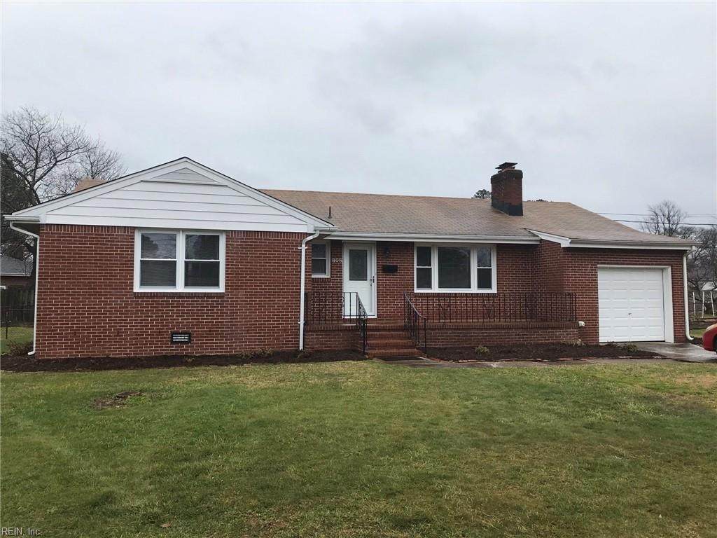 808 Clinton St - Photo 1