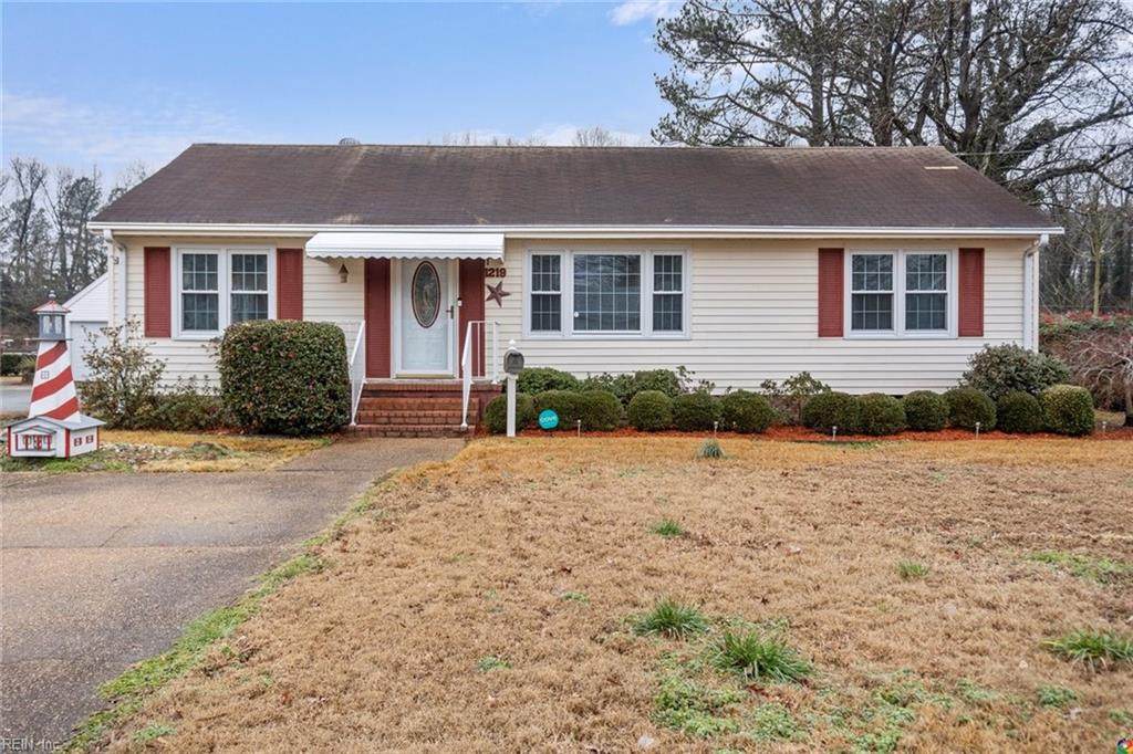 1219 Tyler Ave - Photo 1