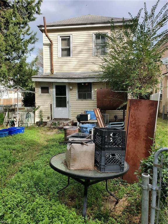 911 Hayes St - Photo 1