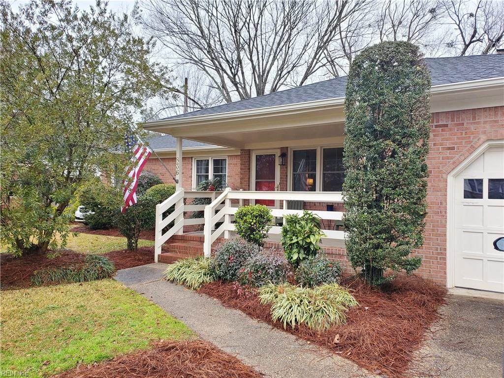 836 Deary Ln - Photo 1