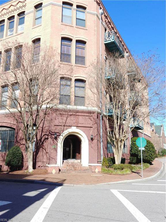 230 Tazewell St - Photo 1