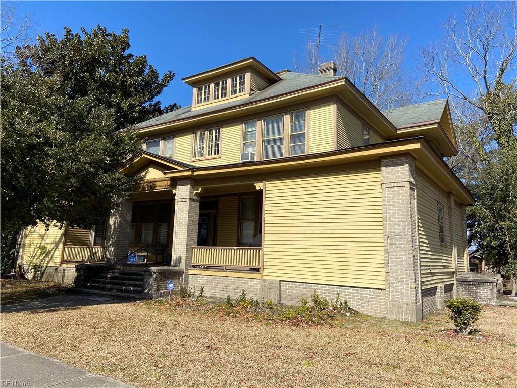 200 Main St - Photo 1