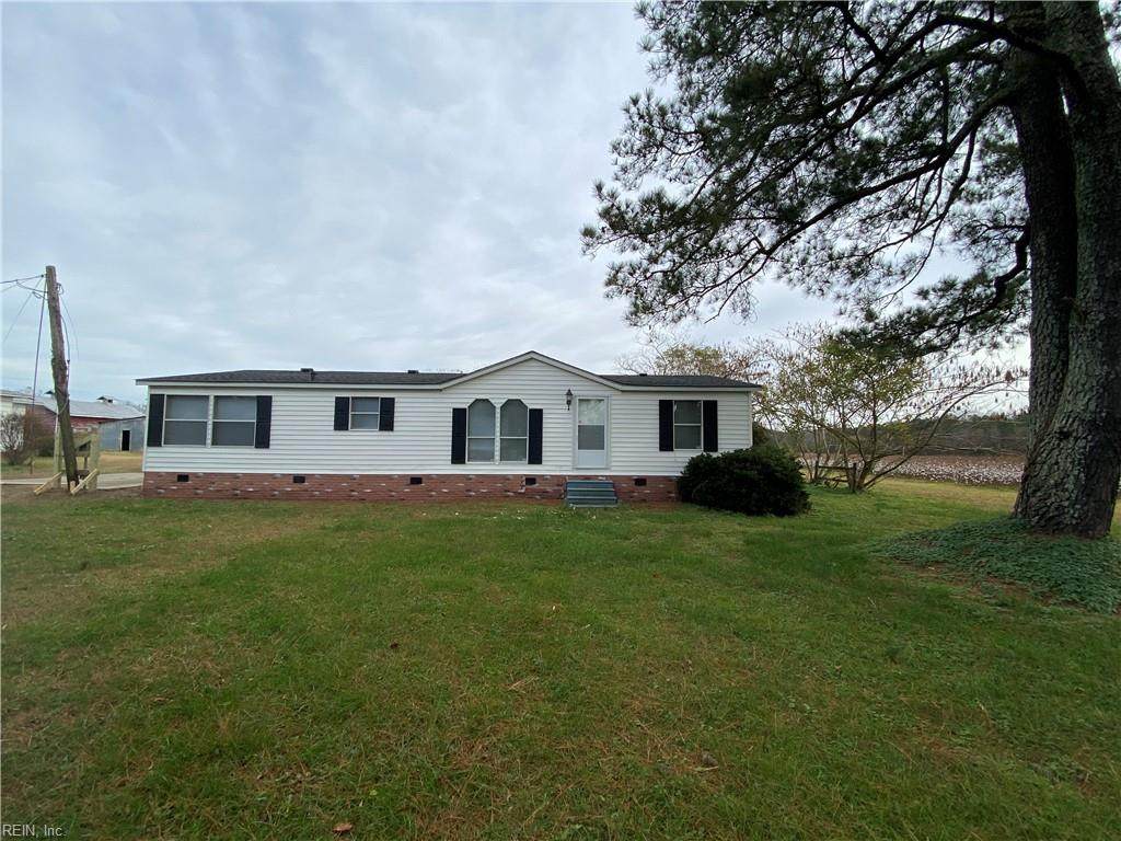 582 Pioneer Rd - Photo 1