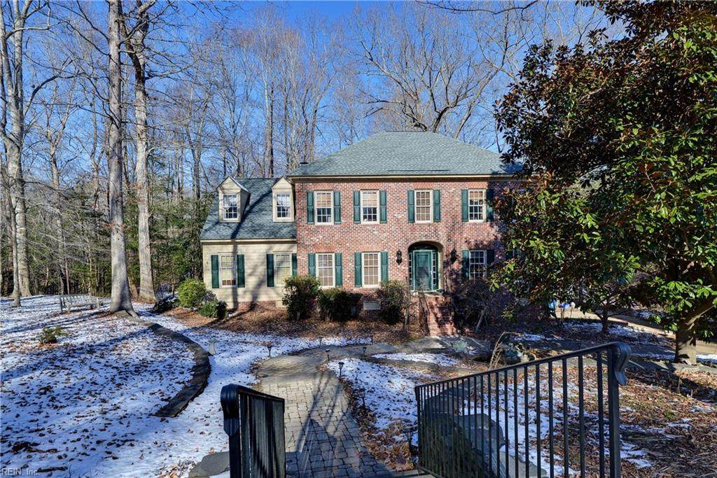 112 Burnham - Photo 1