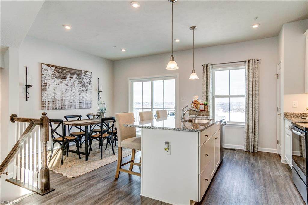 140 Spring Grove Way - Photo 1