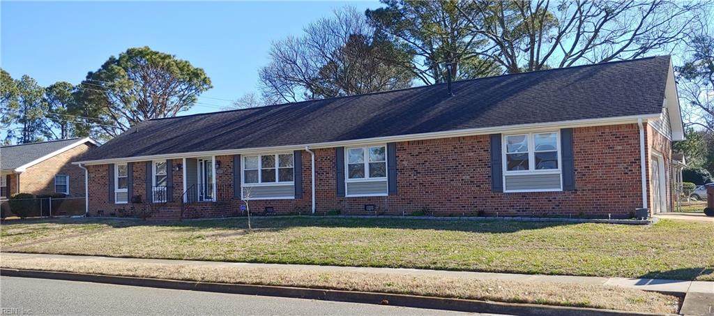 2217 Lloyd Dr - Photo 1