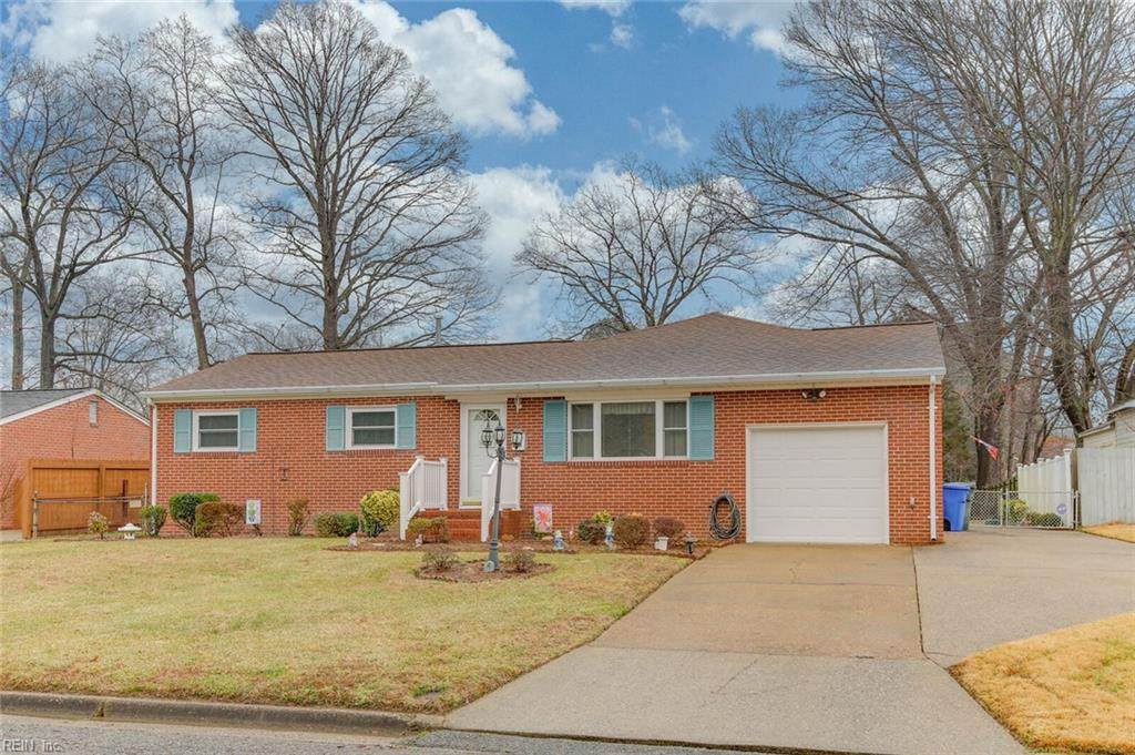 204 Cheryl Cir - Photo 1