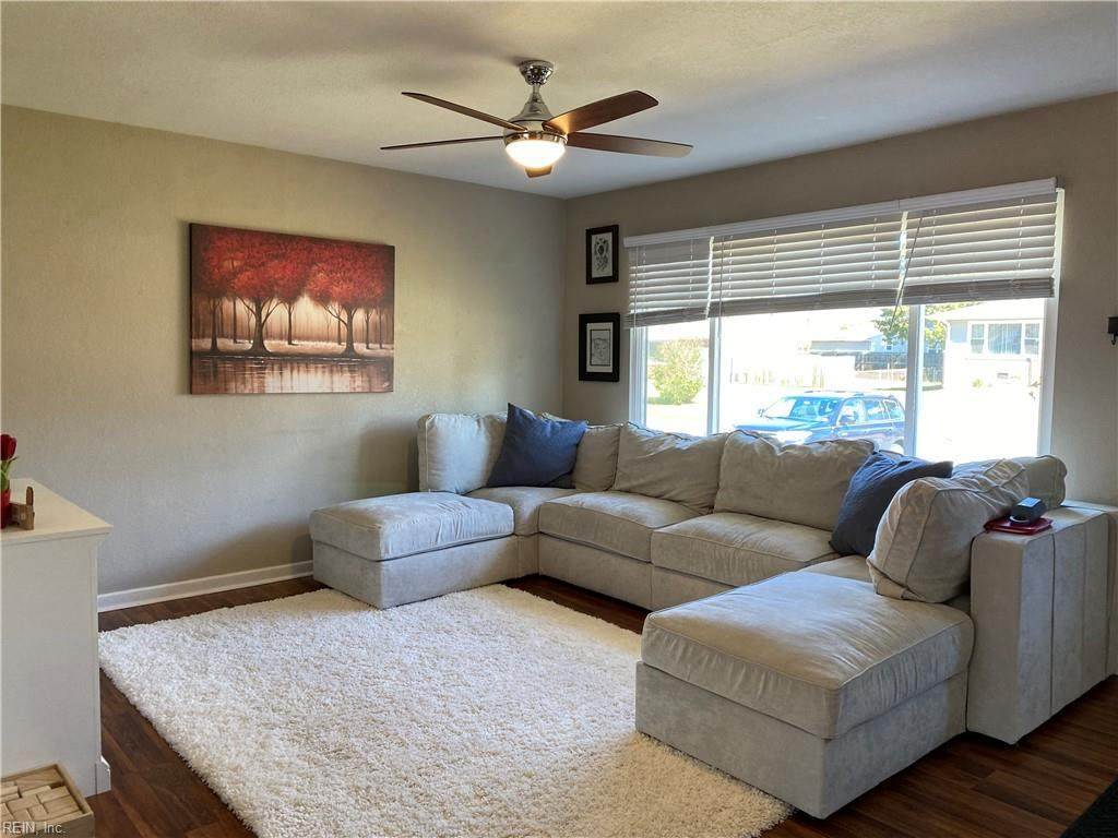 413 Gotham Rd - Photo 1
