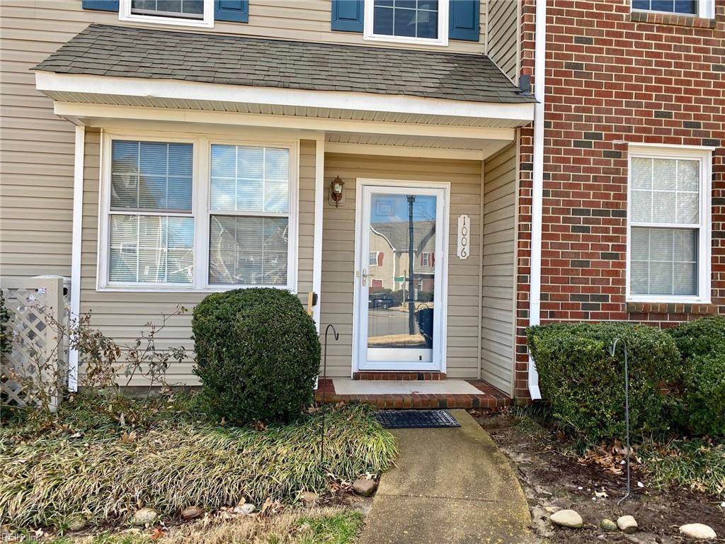 1006 Primrose Ln - Photo 1