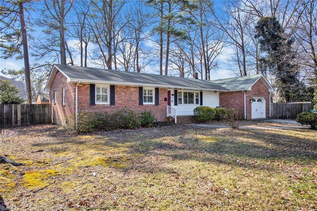 923 Wheeler Dr - Photo 1