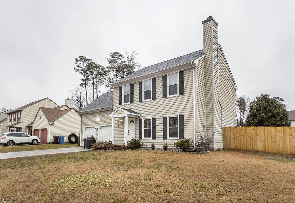 445 Lake Crest Dr - Photo 1