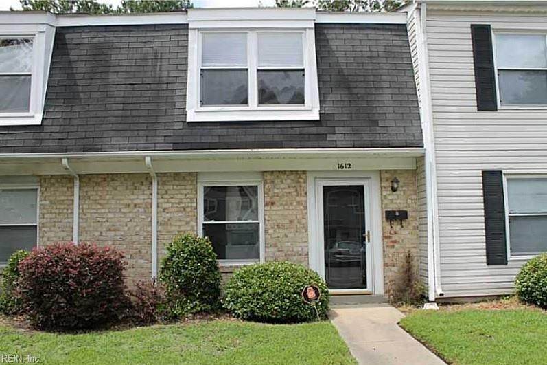1612 Darren Cir - Photo 1