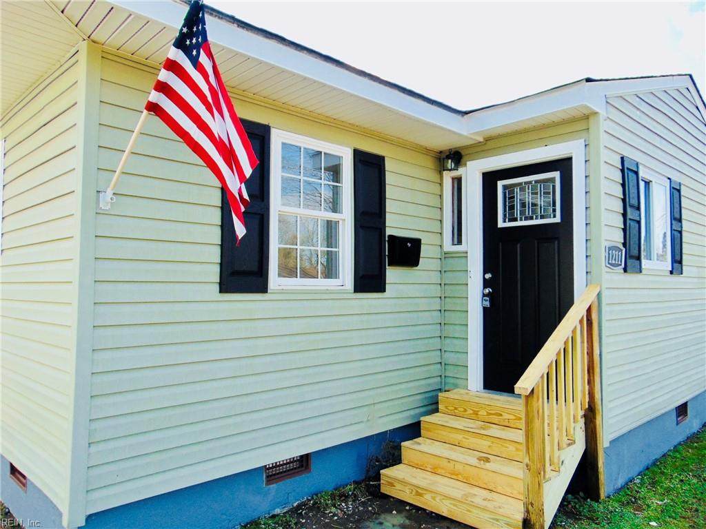 1211 West Ave - Photo 1