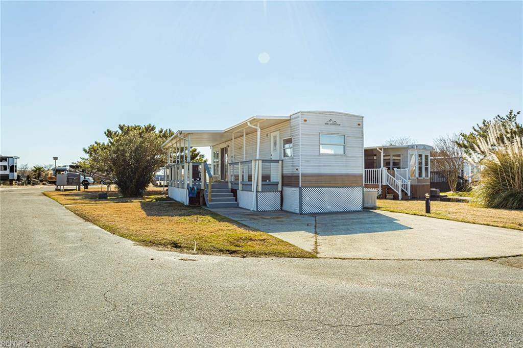 3665 Sandpiper Rd - Photo 1