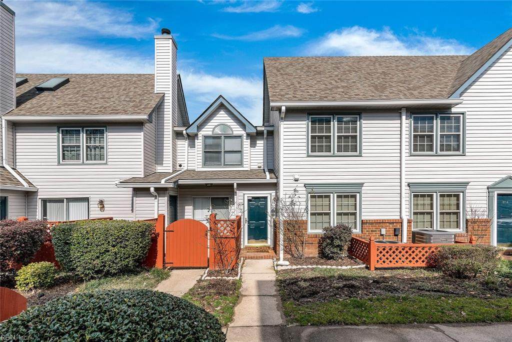 27 Tamarisk Quay - Photo 1