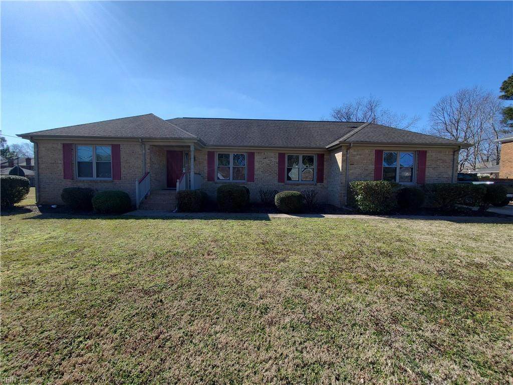 953 Lindsley Dr - Photo 1