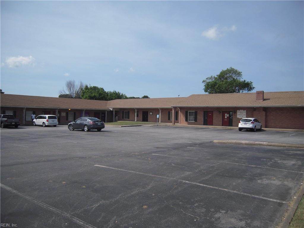 533 Newtown Rd - Photo 1